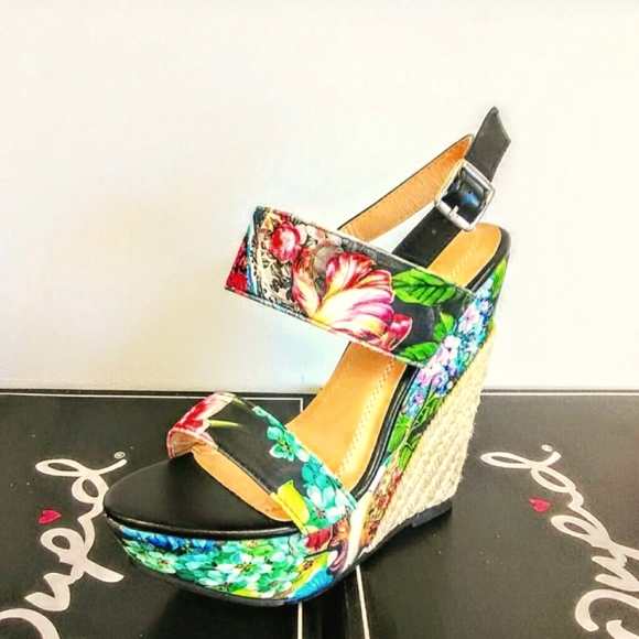 NWE! Black Colorful Wedge Heel! - Picture 2 of 12